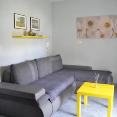 And With Parking Space - 24373 بوريتش