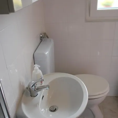 And With Parking Space - 24373 Vendégház 3*