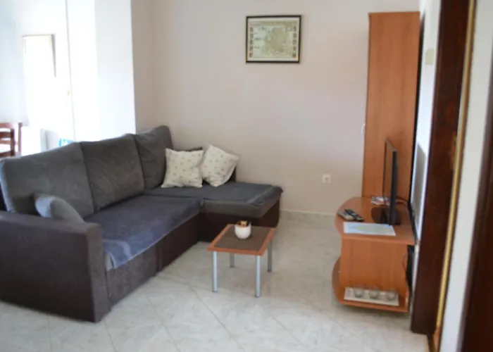 Casa de hóspedes And With Parking Space - 24373