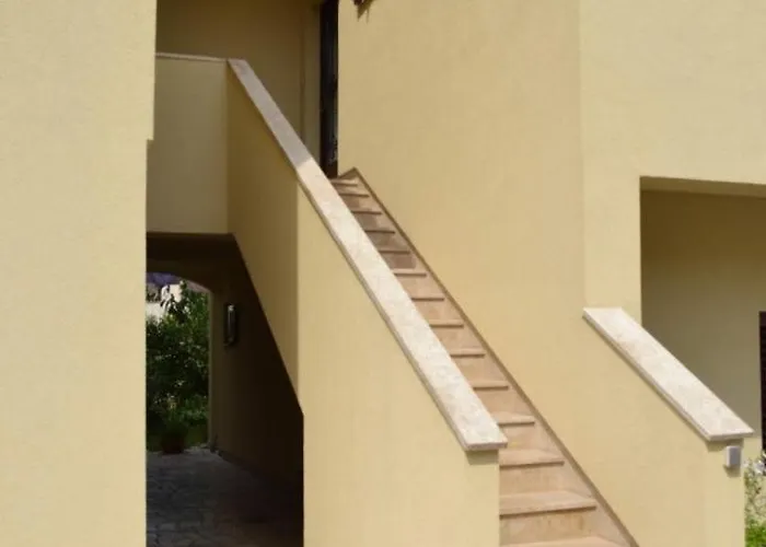 Casa de hóspedes And With Parking Space - 24373